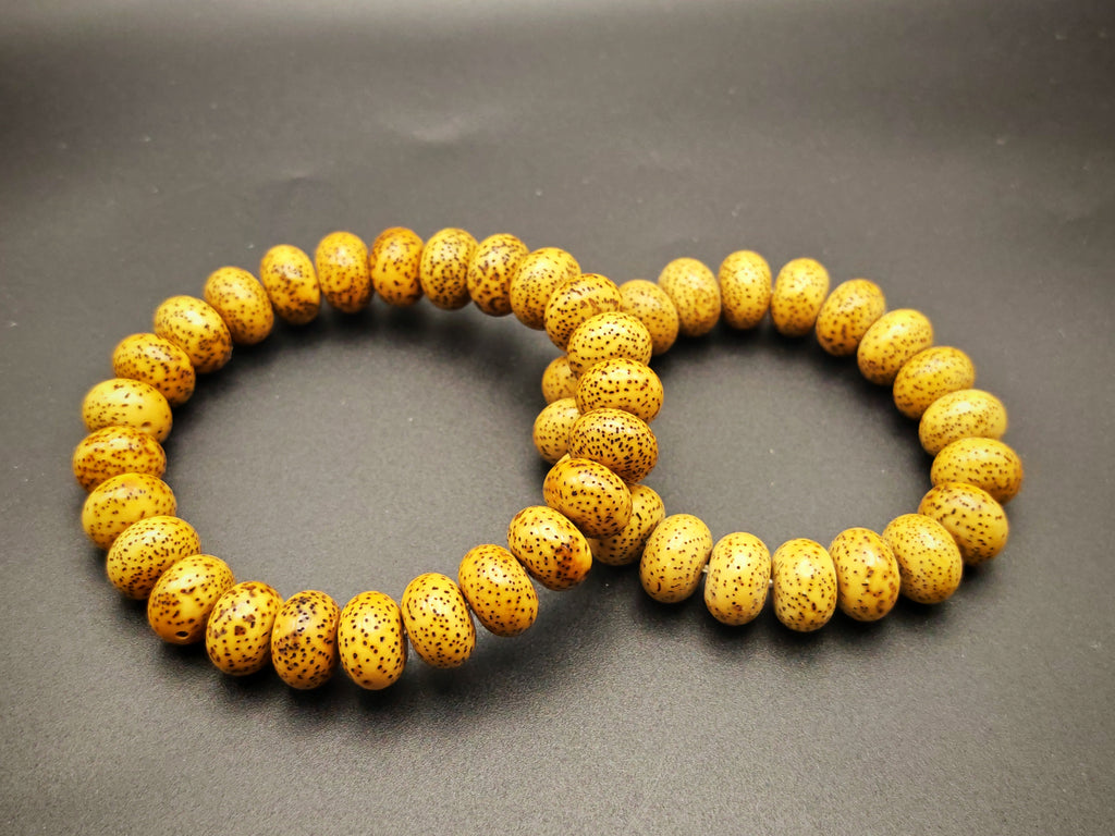 Hainan — Bodhi Seed Bracelet, Star & Moon