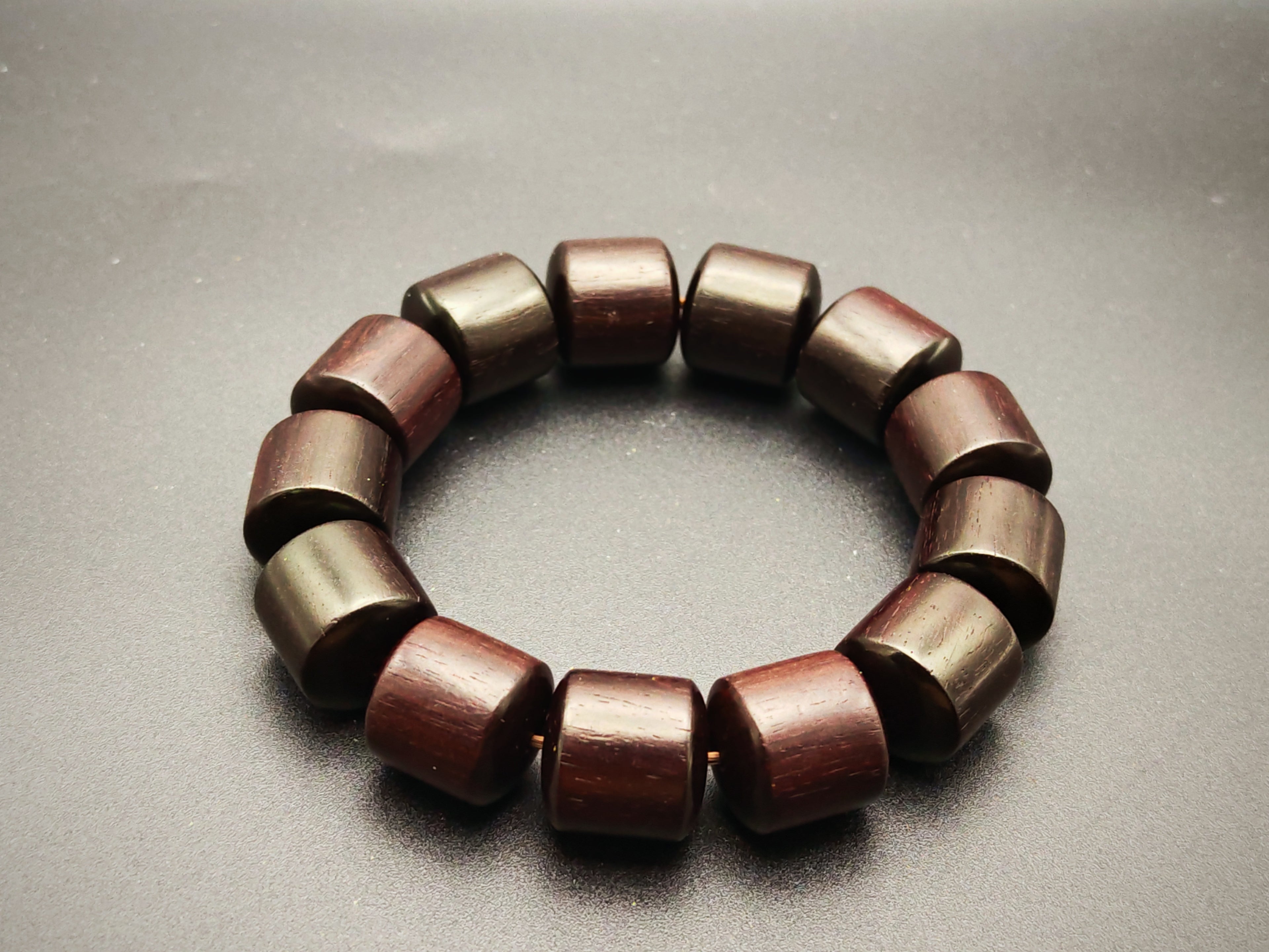 India — Pterocarpus Santalinus Bracelet, Clay Grade