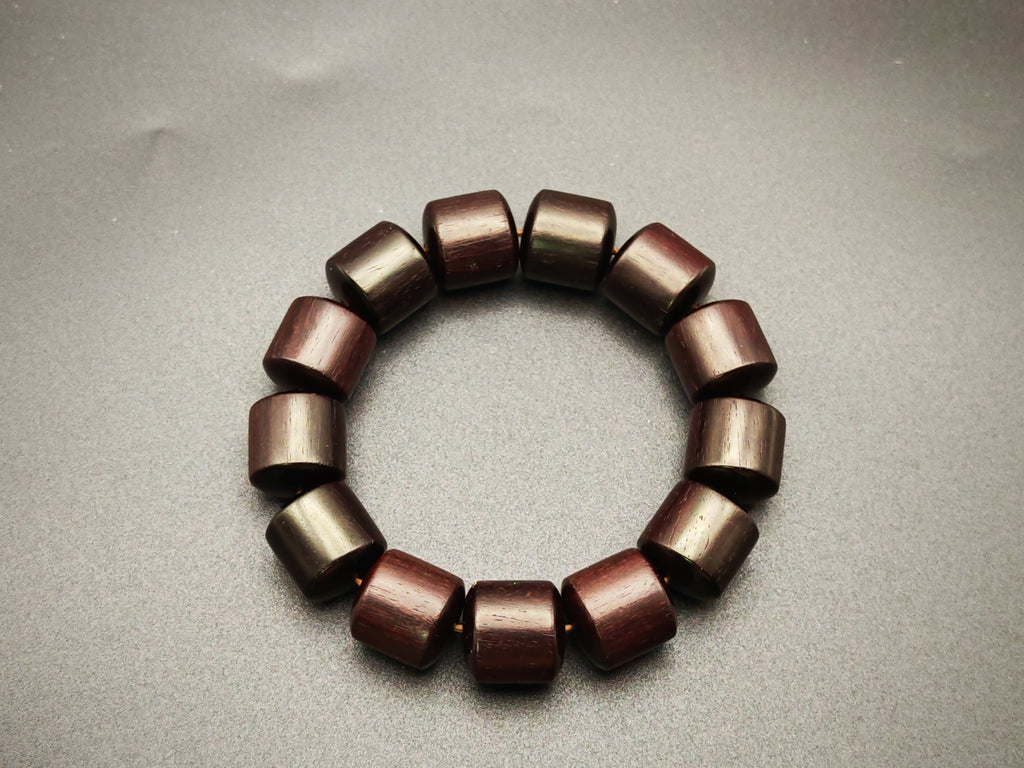India — Pterocarpus Santalinus Bracelet, Clay Grade