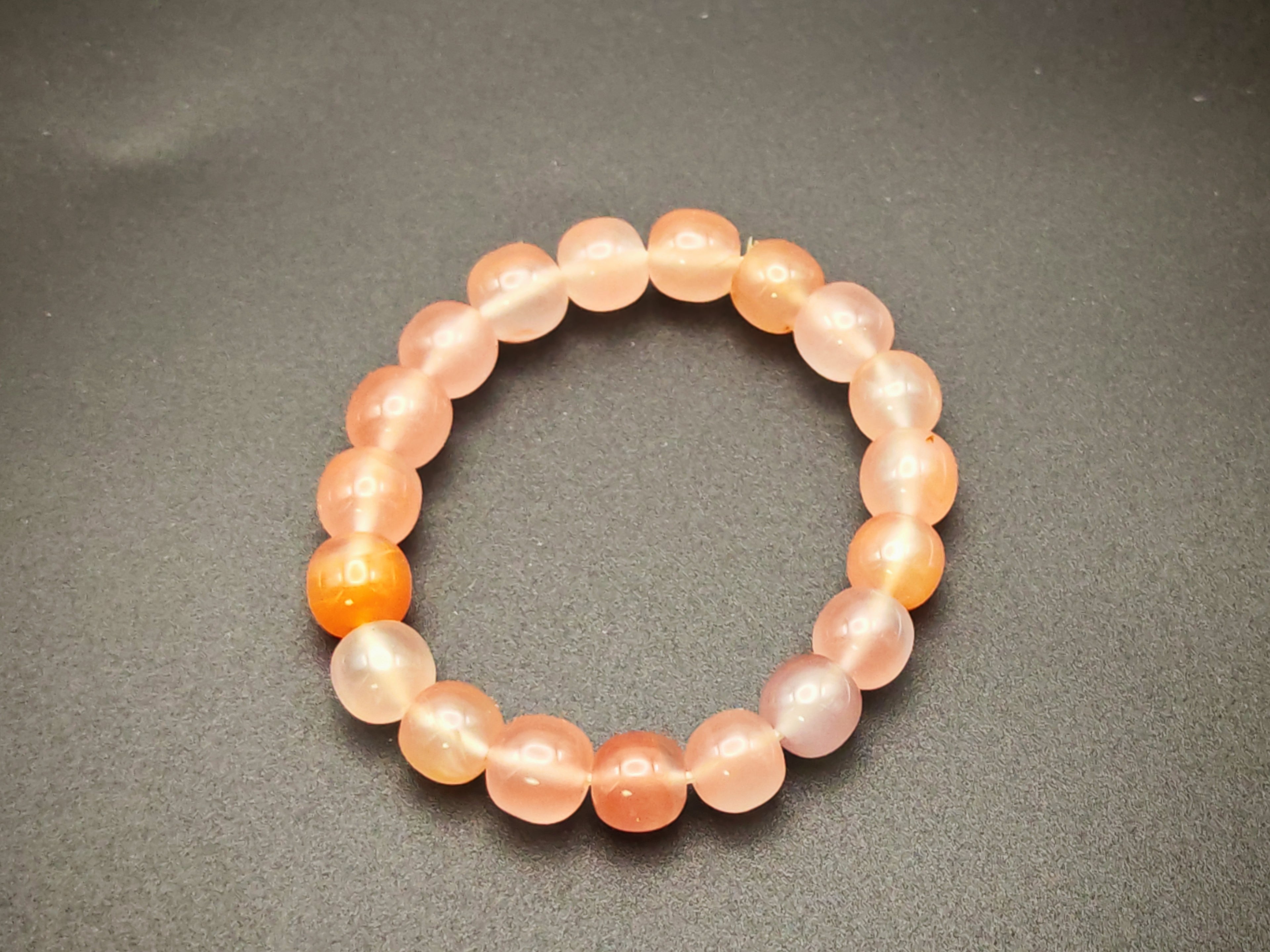 Kraków Red — Nanhong Agate Bracelet, Ice-Float