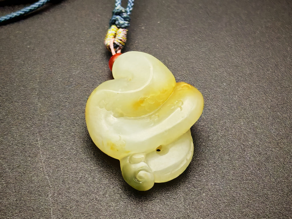 Xinjiang — Hetian Jade Single-Pebble Carving, Three-Colour Serpent