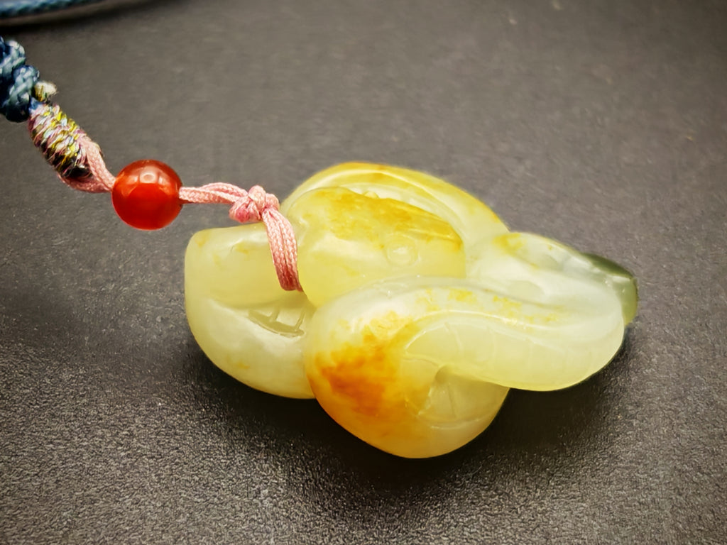 Xinjiang — Hetian Jade Single-Pebble Carving, Three-Colour Serpent