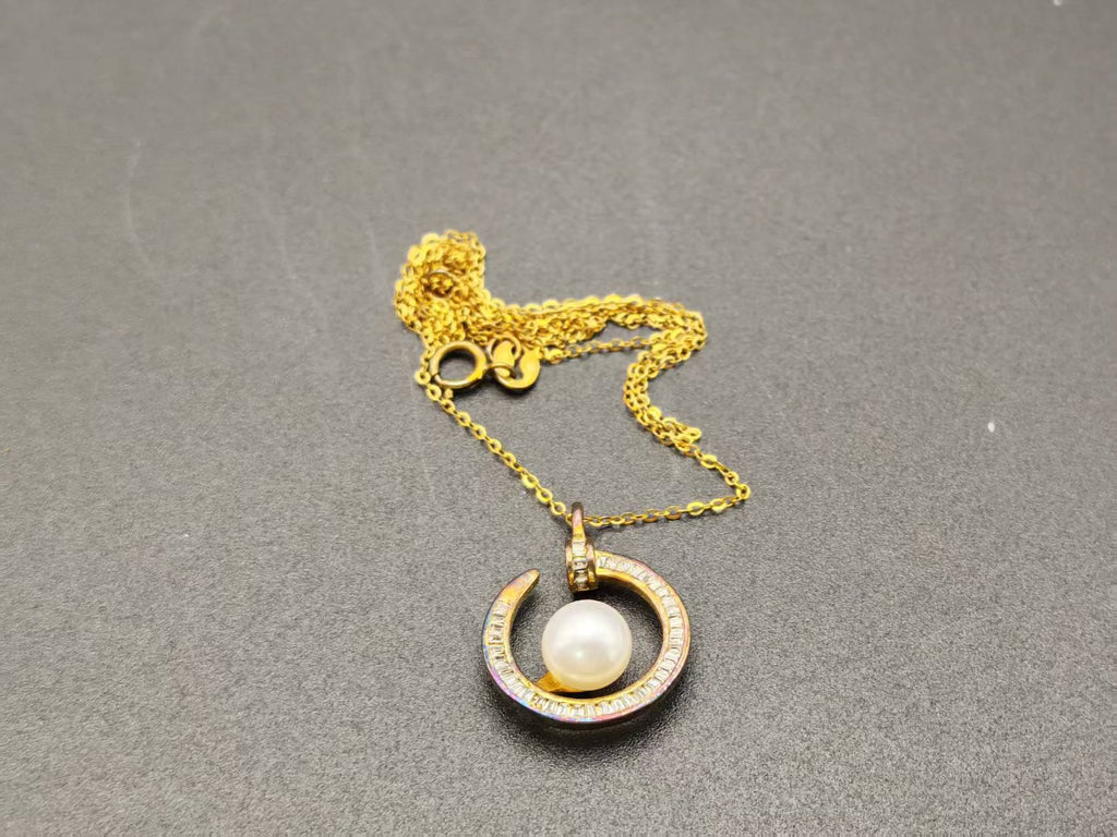 Philippines — South Sea Pearl Pendant, Natural Baroque
